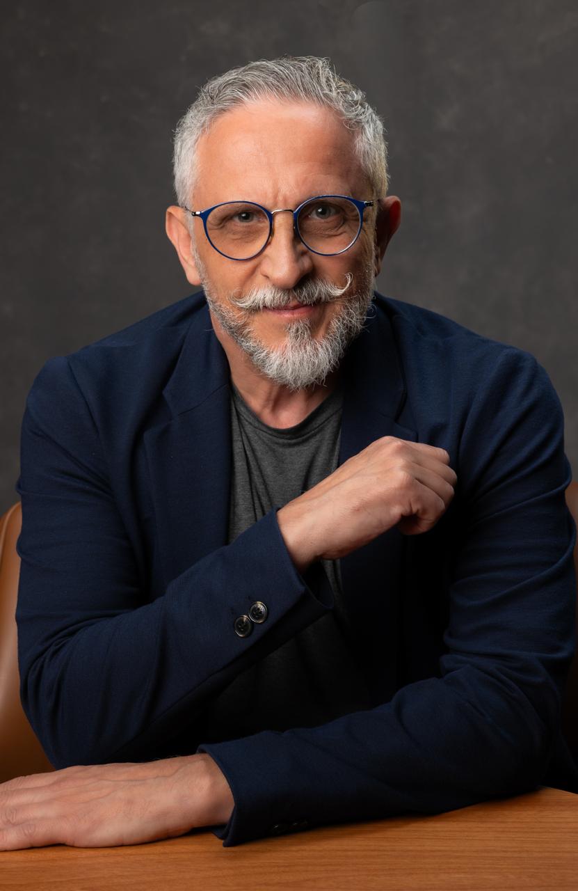 Dr. Valdir de Oliveira